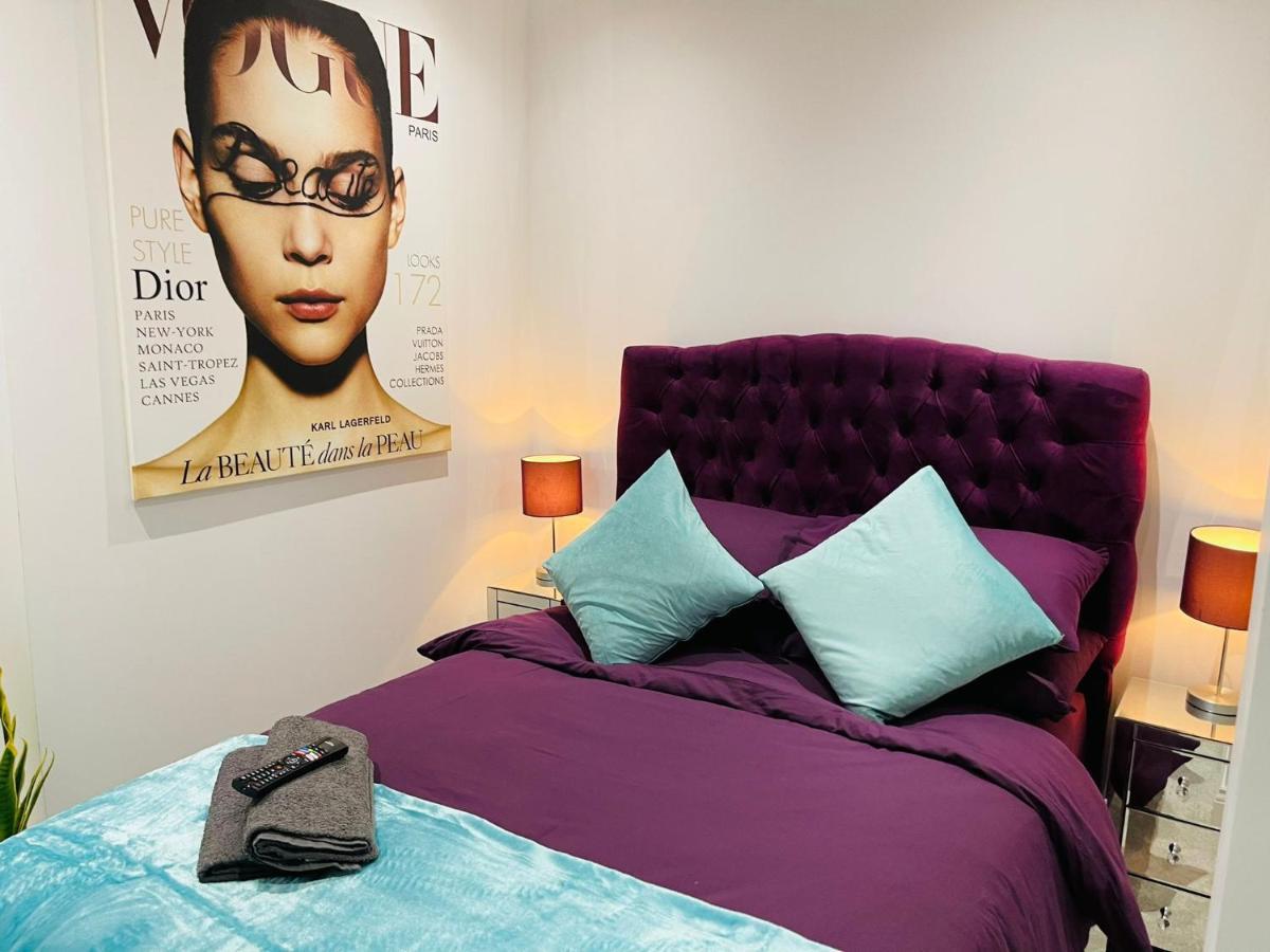 Salt Hill Windsor Legoland Eton Heathrow Luxury 2 Bed 1 Bath Free Parking Apartment Slough Exterior photo